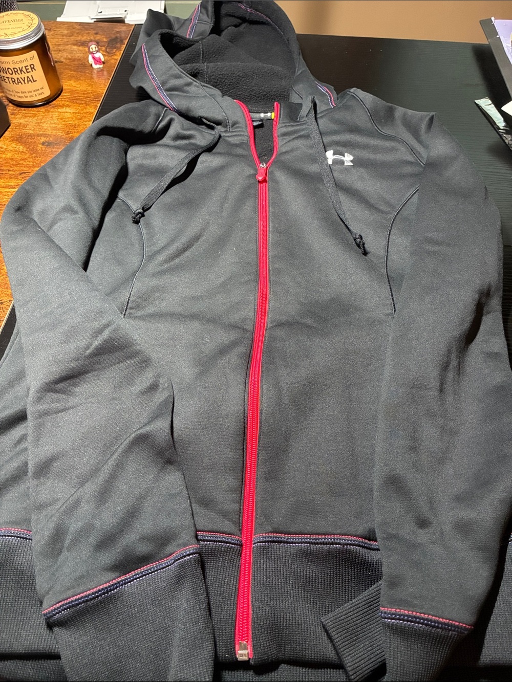 Women’s Small lightweight Under Armour jacket